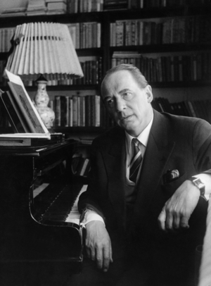 Wilhelm Strienz  (b/w photo)