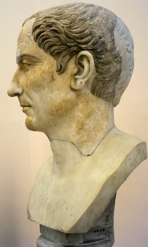 Julius Caesar (100 BC-44 BC), Trajanic copy (AD 110) of an original of 50 BC, Italy