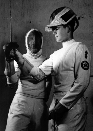 III. empire, Hitler boys fencing, 1938 (photo)