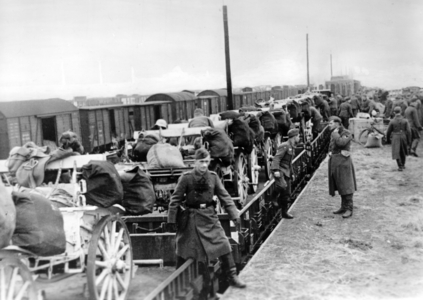II. WK, Eastern Front, Supply 1943 (photo)