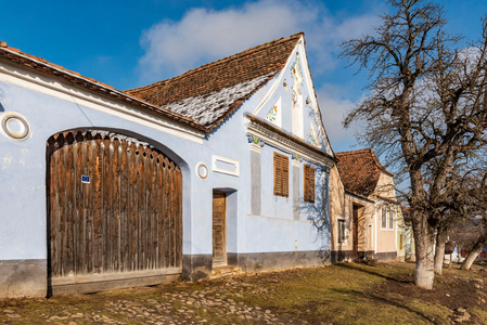 Colourful houses in Viscri, UNESCO World Heritage Site, Transylvania, Romania (photo)
