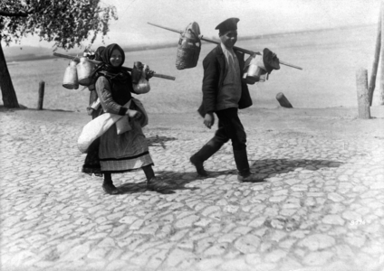 I. WK - Eastern Front - Country and People (photo)