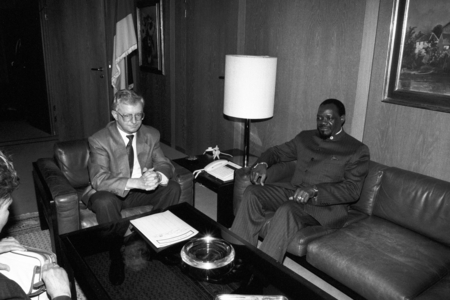 Jonas Savimbi (R, Angola President UNITA) and Chancellor's Office Chief Rudolf Seiters (Germany..., 1991 (photo)