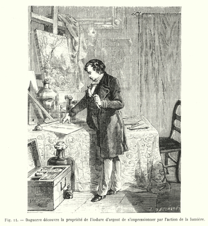 Daguerre decouvre la propriete de l'iodure d'argent de s'impressionner par l'action de la lumiere (engraving)