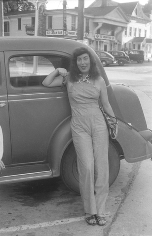 Jean Connolly, Amenia, New York, summer 1941 (b/w photo)