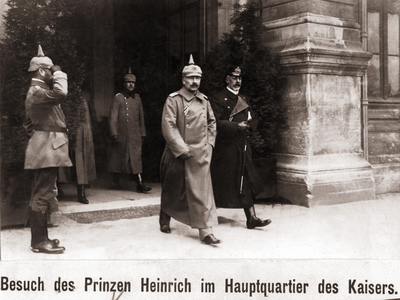 Visit of Prince Henry of Prussia at the headquarters, 1915 (b/w photo)