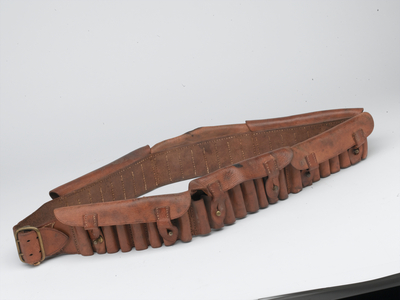 Bandolier for .45 ammunition worn by Trooper J H Evelyn, 1900 (leather)