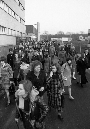 DEU, Germany, Gladbeck: The jobs at Siemens, shown here during a …, 1972 (photo)