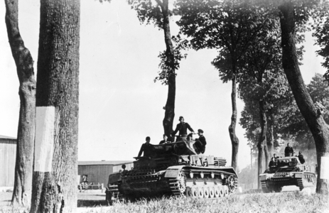 German Panzer IV drive in the marshalling area before beginning the Russian campaign, 1941 (b/w photo)