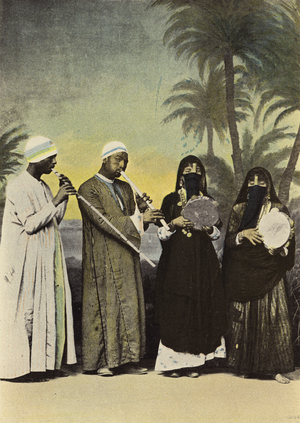 Musiciens Arabes (colour photo)
