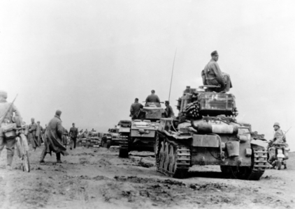 II. WK, Battle of Sevastopol, 1942 (photo)