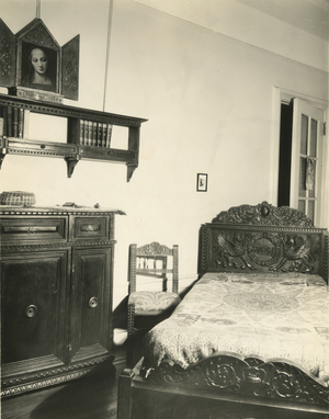 Bedroom, unidentified residence, New York, USA, c.1920-38 (gelatin silver photo)