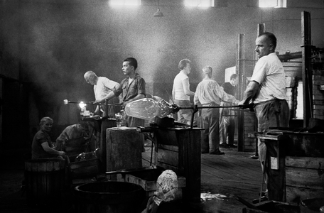 Moser glass factory, Karlovy Vary, Czech Republic, 1956 (photo)