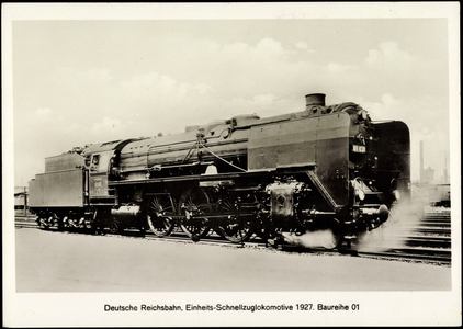 German fast locomotive, class 01, 1927, tender