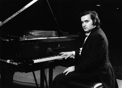 Munich Hercules Hall 1979 Luis Jorge Prats, pianist, 1979 (photo)