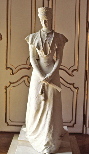 sculpture of the Impress Elizabeth of Austria in Hofburg castle, Vienna (sculpture)