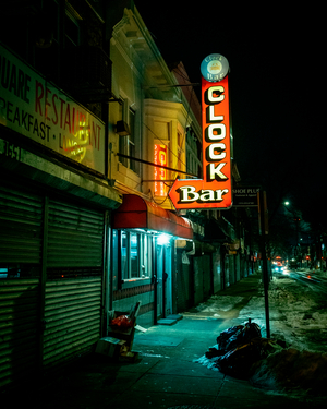 Clock Bar vintage sign at night, Philadelphia, Pennsylvania, USA, 2026 (photo)