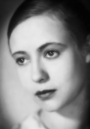 Hertha Thiele in 'Girls in Uniform', 1931 (b/w photo)