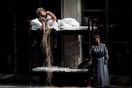 Die Soldaten by Berndt Alois Zimmermann