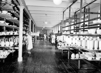 Porcelain factory ca. 1930, exact place unknown, Germany, Europe, 1930 (photo)
