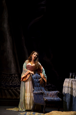 La Traviata conducted by Andrea Licata (photo)