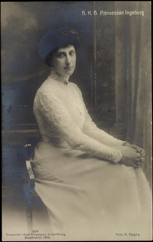 Ak Portrait of Princess Ingeborg in white dress (b/w photo)