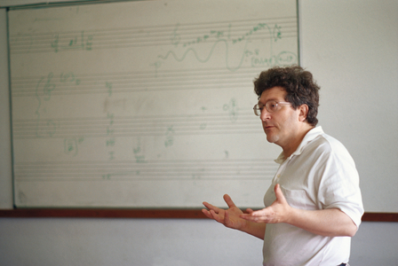 Robert Saxton lecturing at