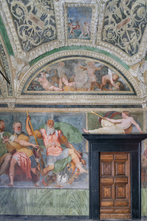 Andrea Doria's ancestors, Loggia of the Heroes, 1530-33 (fresco)