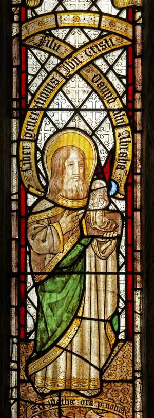 Window s5 depicting the Evangelist: St Matthew (stained glass)