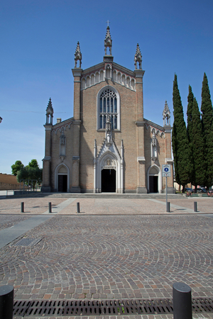 St. Lorenzo church, Rivignano, Friuli, Italy (photo)
