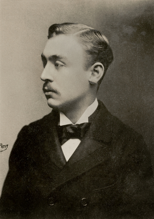 Portrait de l  ecrivain Paul Armand Marcel Gavault  (photo)