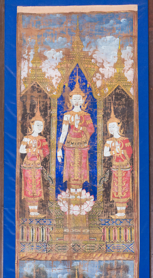 Crowned Buddha flanked by two standing disciples, 18th-19th century (painting)