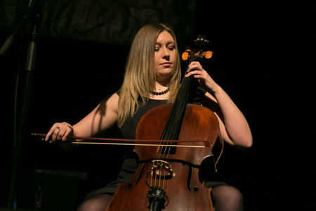 Rachel McShane Bellowhead Celtic Connections 2013 Glasgow (photo)