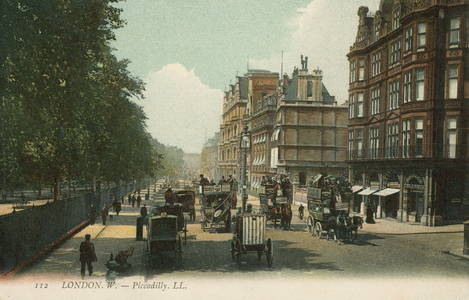 Piccadilly, London (colour photo)