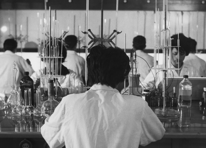 Lazio, colleferro, chemical laboratory, impianto bombrini parodi delfino, 1970 (b/w photo)