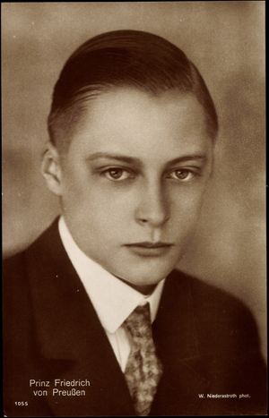 Ak Young Prince Frederick of Prussia in suit, Portrait (b/w photo)