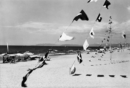 Viareggio, Tuscany, Italy, 1946 (b/w photo)