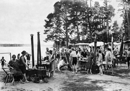 Summer vacation in the tent city Tegel, 1925 (b/w photo)