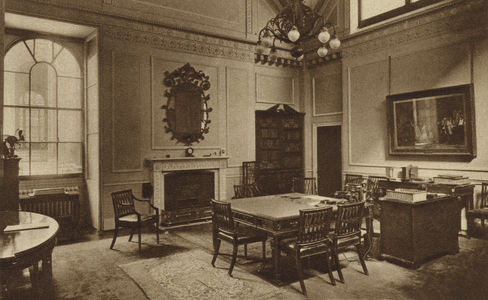 The Governors' Room at the Bank of England (b/w photo)