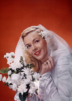 Bride holding a bouquet of flowers
