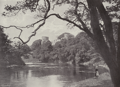 Bothwell Castle (b/w photo)