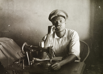 A Swahili tailor, 1947 (b/w photo) [1995/076/1/2/7/34]
