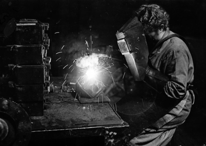 II. WK, Women in production, 1940 (photo)