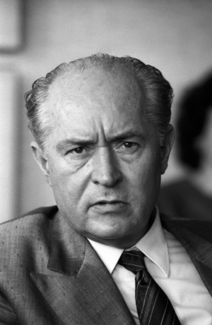 President George Vassiliou (Cyprus) during a visit to Bonn, skepticism..., 1989 (photo)