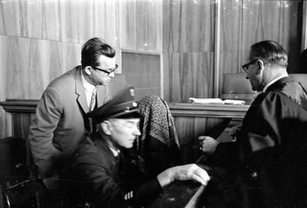 Sentencing in the Bruehne-Ferbach process in Munich, 1962 (b/w photo)