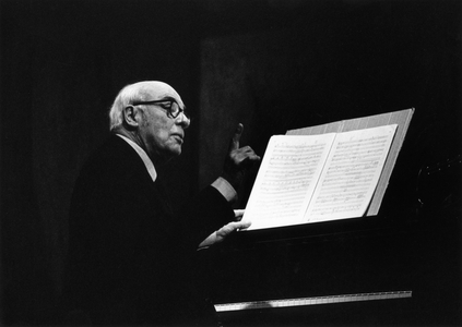 Alan Bush at Jubilee Hall, Aldeburgh 1981