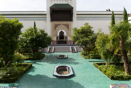 The Mosque and the Muslim Institut, 1922-1926, Paris