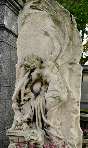 Montparnasse cemetery, Paris XIV, Ile de France, France (photo)