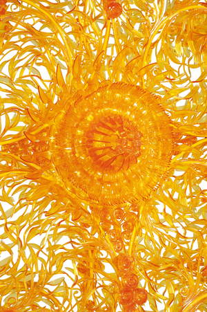 Golden Independent Heart (detail), 2004 (translucent yellow plastic cutlery, painted iron, motor, metallic chain and accompanying CD)