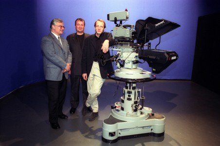 L-R: Bernd Ittner, Wolfgang Büscher and Jörg Hofschulz People 32, 2000 Wirtschaft TV ..., 2000 (photo)